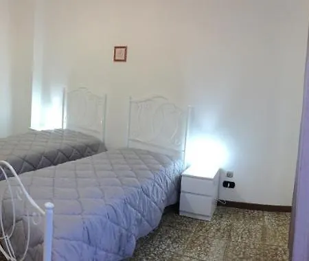 Apartment Da Noi. Nella Citta Dell'acqua E Della Pietra.