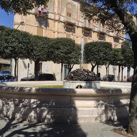 Da Noi. Nella Citta Dell'acqua E Della Pietra. Apartment *